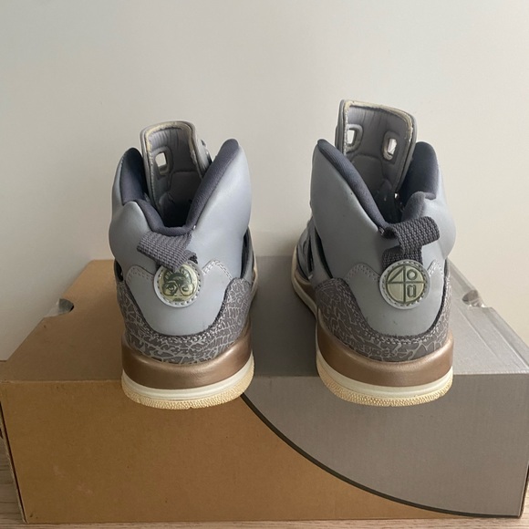 Nike Air Jordan 4 Spizike GG Wolf Grey Dark Bronze GS - Size 4 Y- 5.5 W - Picture 3 of 10
